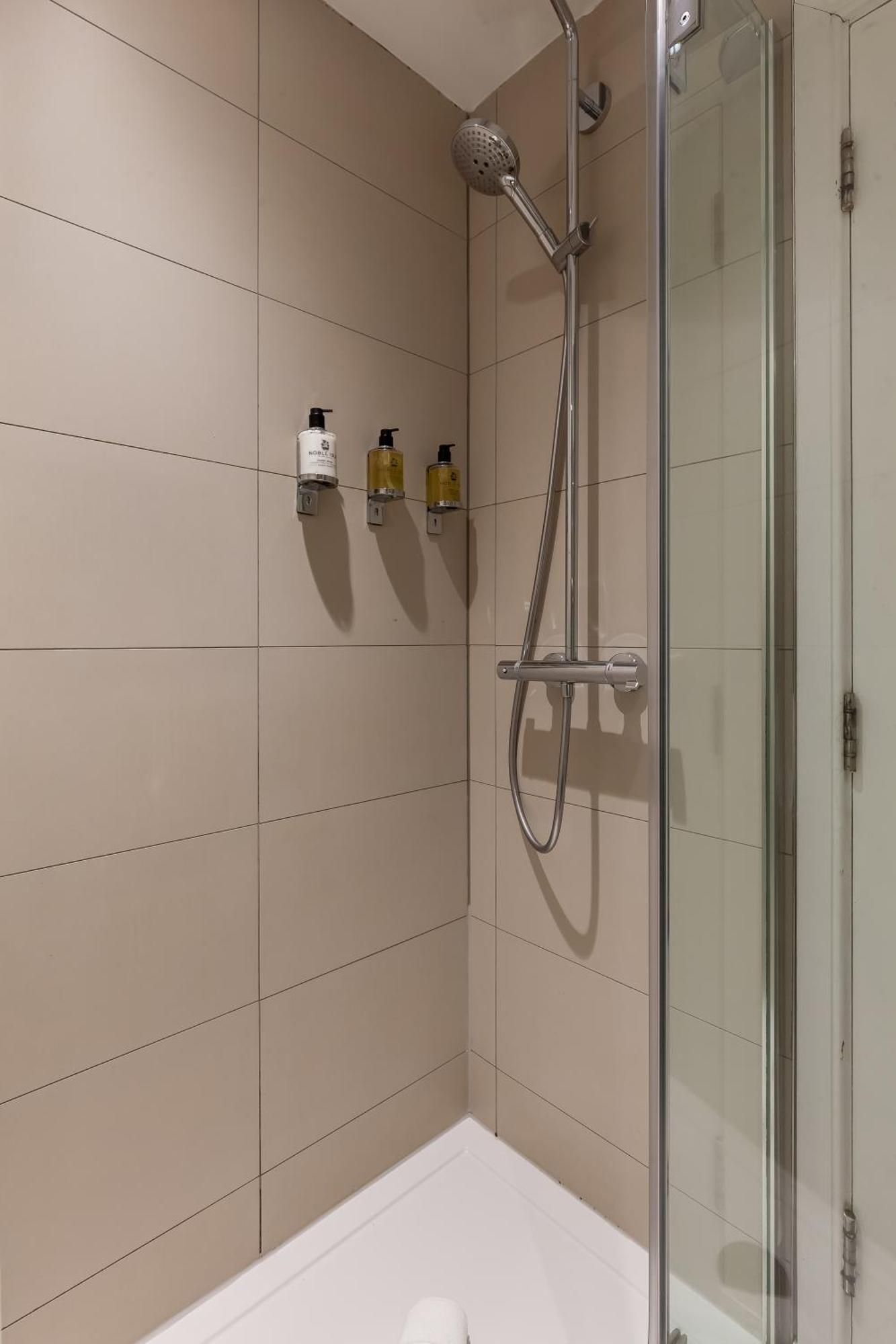 Destiny Scotland - Hill Street Apartments Единбург Екстериор снимка
