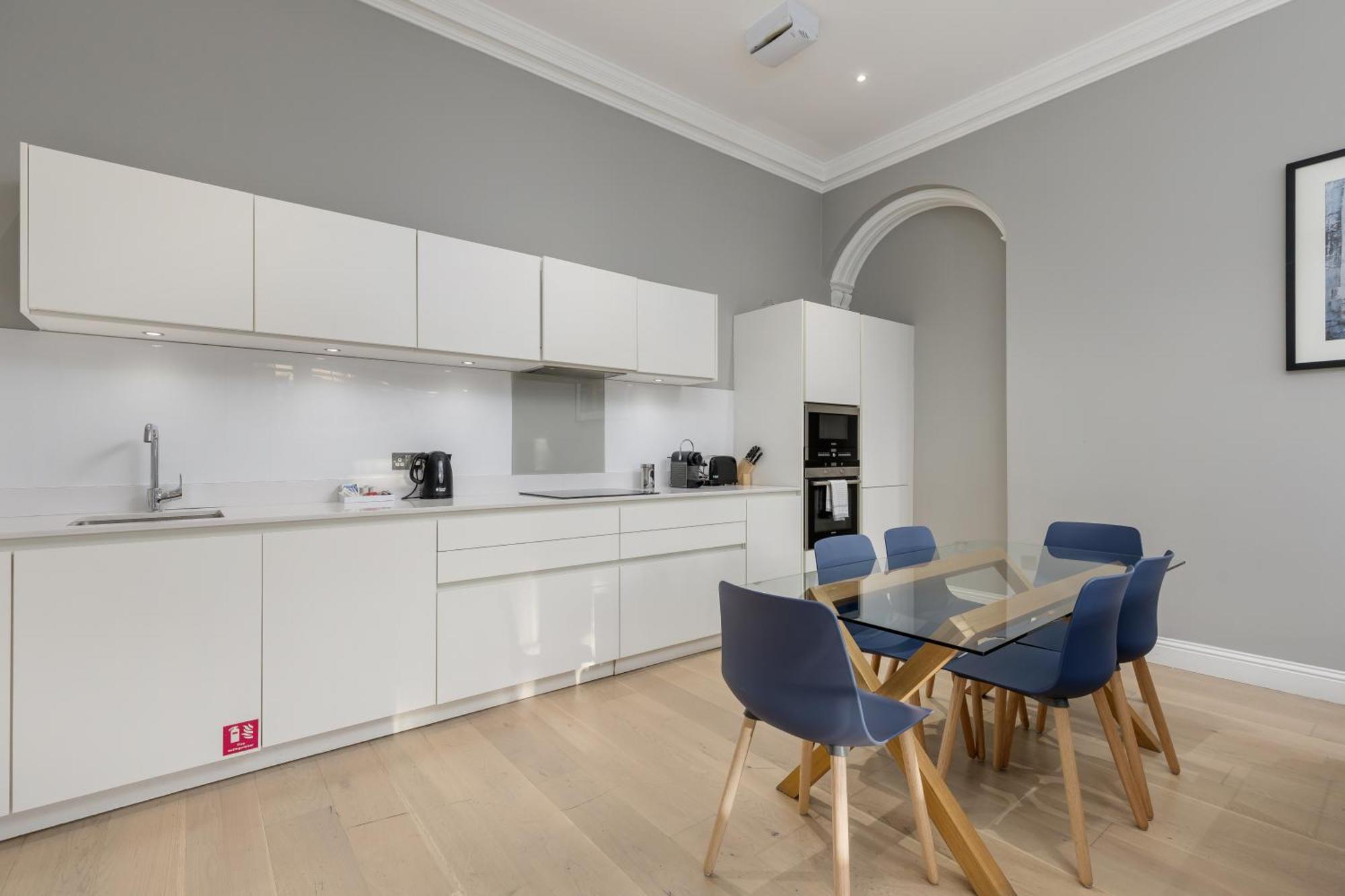 Destiny Scotland - Hill Street Apartments Единбург Екстериор снимка